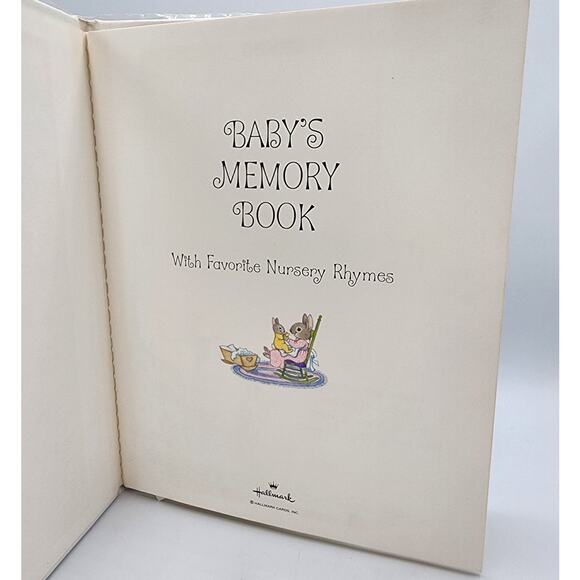 Vintage 1980 Hallmark Baby's Memory Book Favorite Nursery Rhymes Woodland Animal - Picture 8 of 13